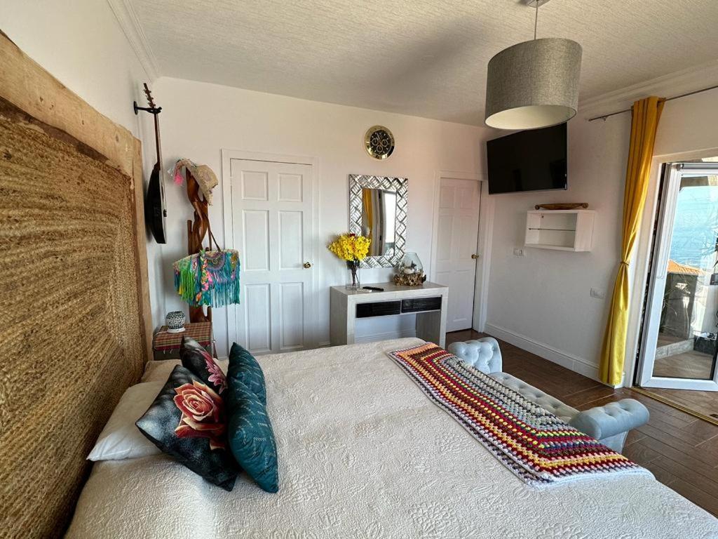 אדחה Tenerife Sur Habitacion De Lujo מראה חיצוני תמונה