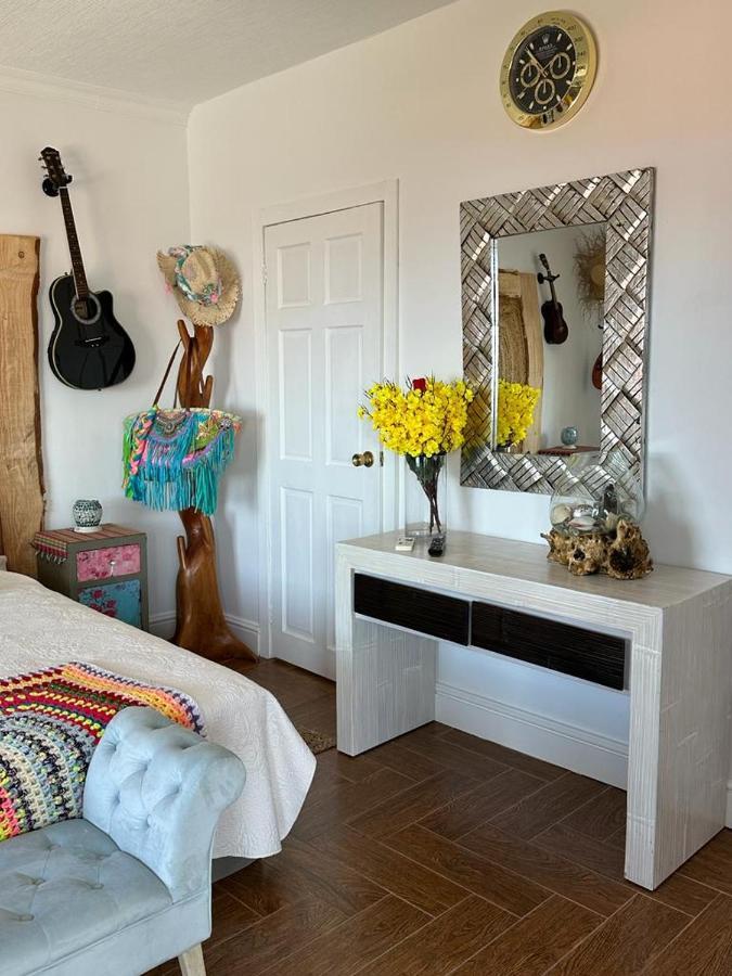 אדחה Tenerife Sur Habitacion De Lujo מראה חיצוני תמונה