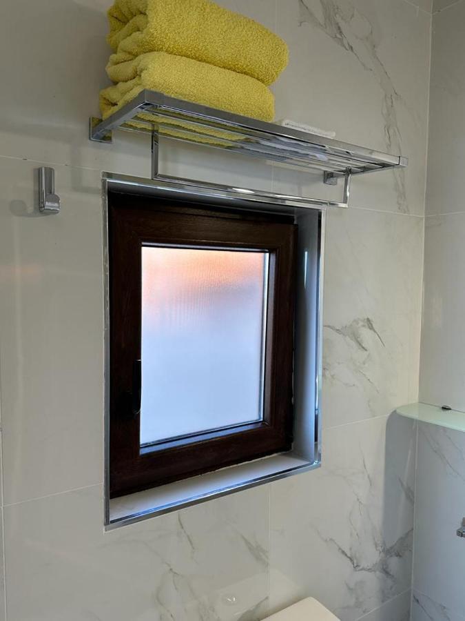 אדחה Tenerife Sur Habitacion De Lujo מראה חיצוני תמונה